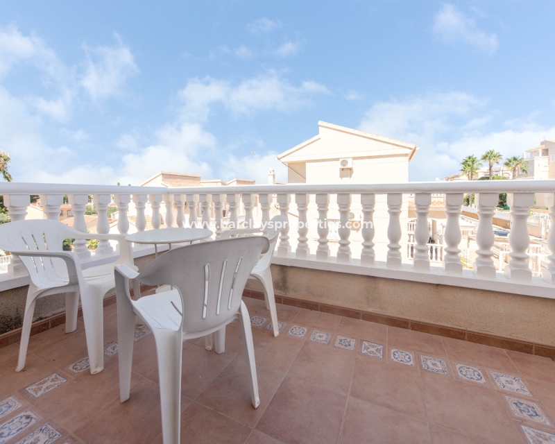 Wederverkoop - Vrijstaande Villa - Urb. La Marina