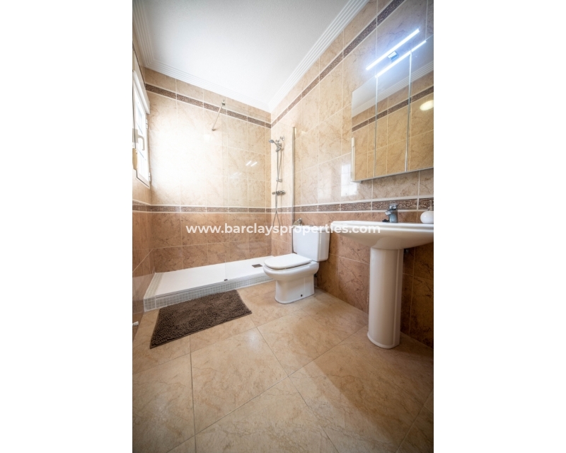 Wederverkoop - Vrijstaande Villa - Urb. La Marina