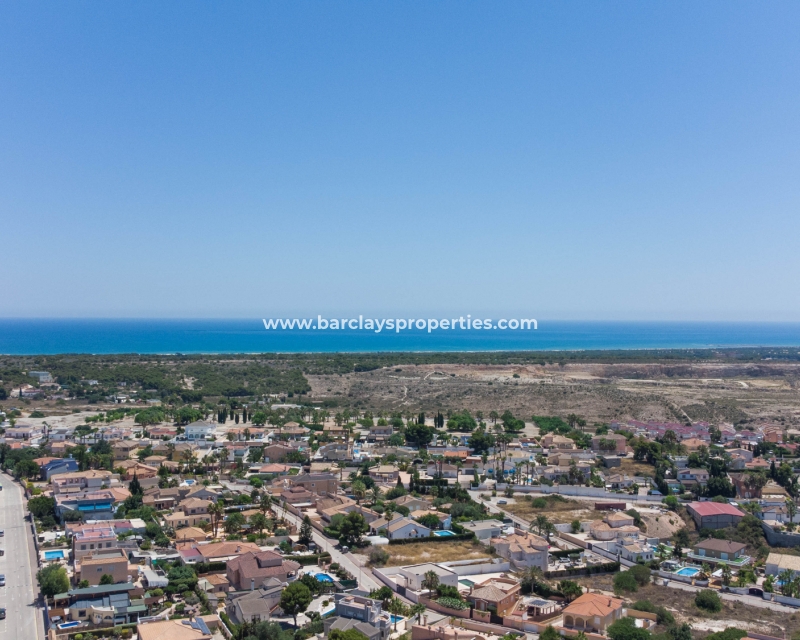Wederverkoop - Vrijstaande Villa - Urb. La Marina