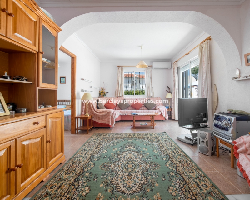 Wederverkoop - Vrijstaande Villa - Urb. La Marina