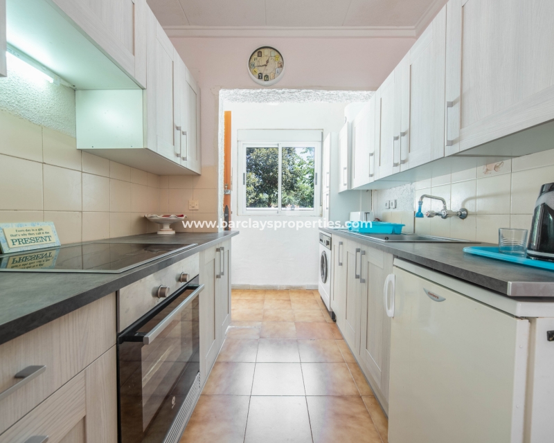 Wederverkoop - Vrijstaande Villa - Urb. La Marina