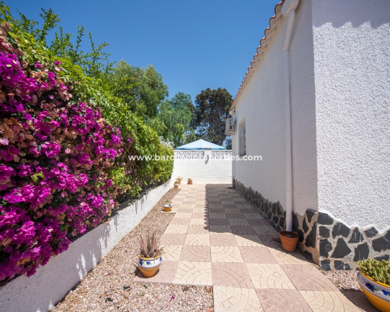 Wederverkoop - Vrijstaande Villa - Urb. La Marina