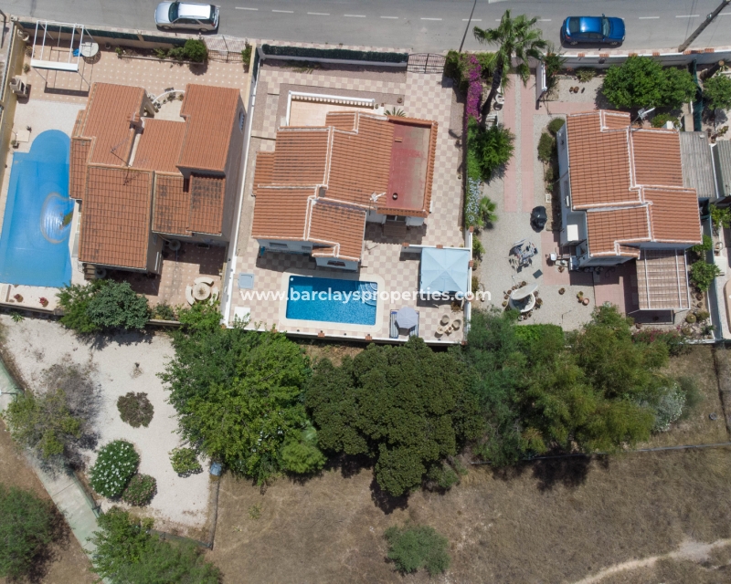 Wederverkoop - Vrijstaande Villa - Urb. La Marina