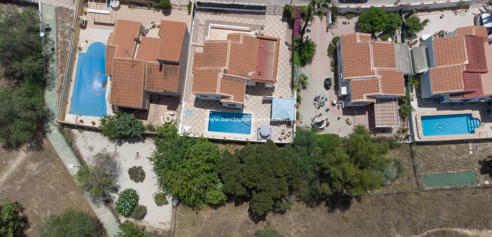 Wederverkoop - Vrijstaande Villa - Urb. La Marina