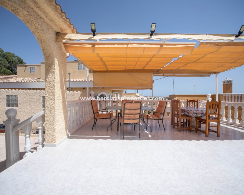 Wederverkoop - Vrijstaande Villa - Urb. La Marina