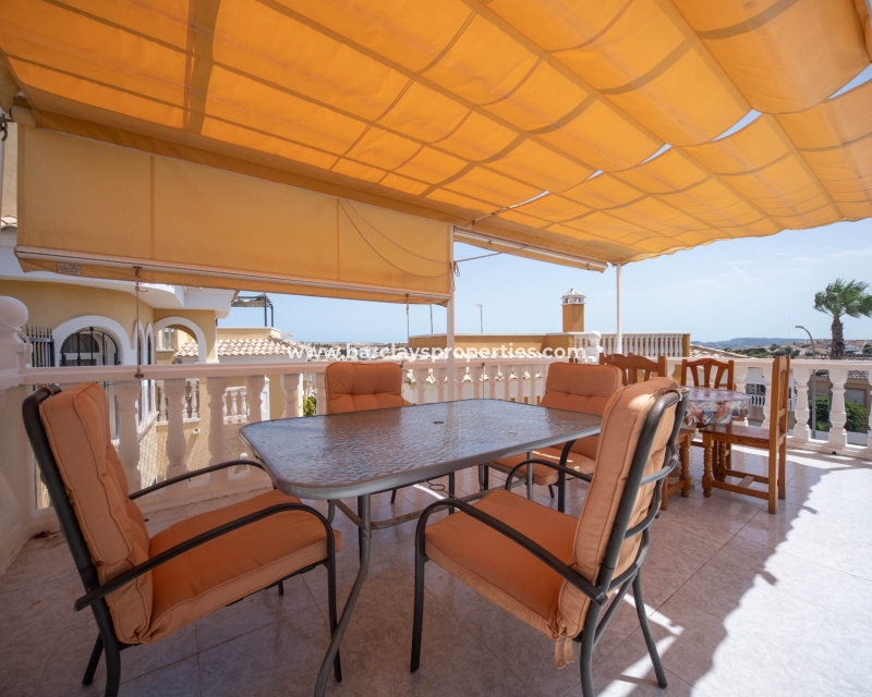 Wederverkoop - Vrijstaande Villa - Urb. La Marina