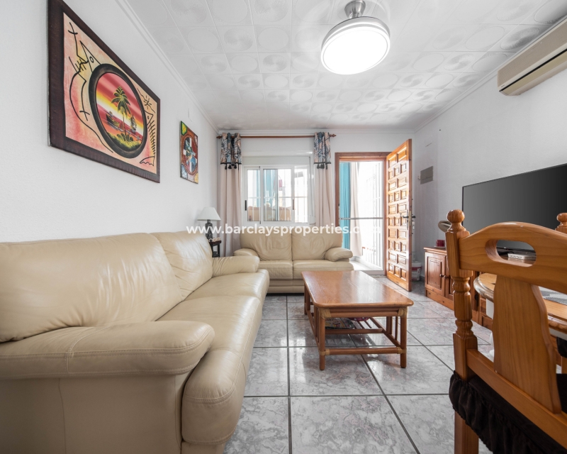 Wederverkoop - Vrijstaande Villa - Urb. La Marina