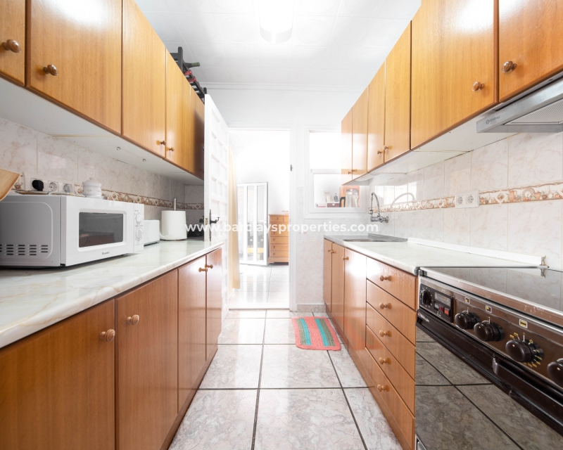 Wederverkoop - Vrijstaande Villa - Urb. La Marina