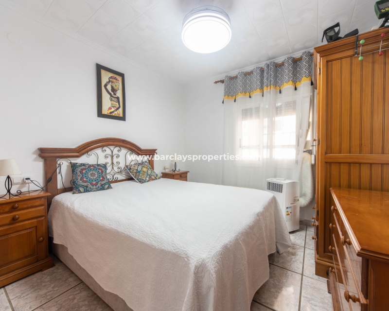 Wederverkoop - Vrijstaande Villa - Urb. La Marina