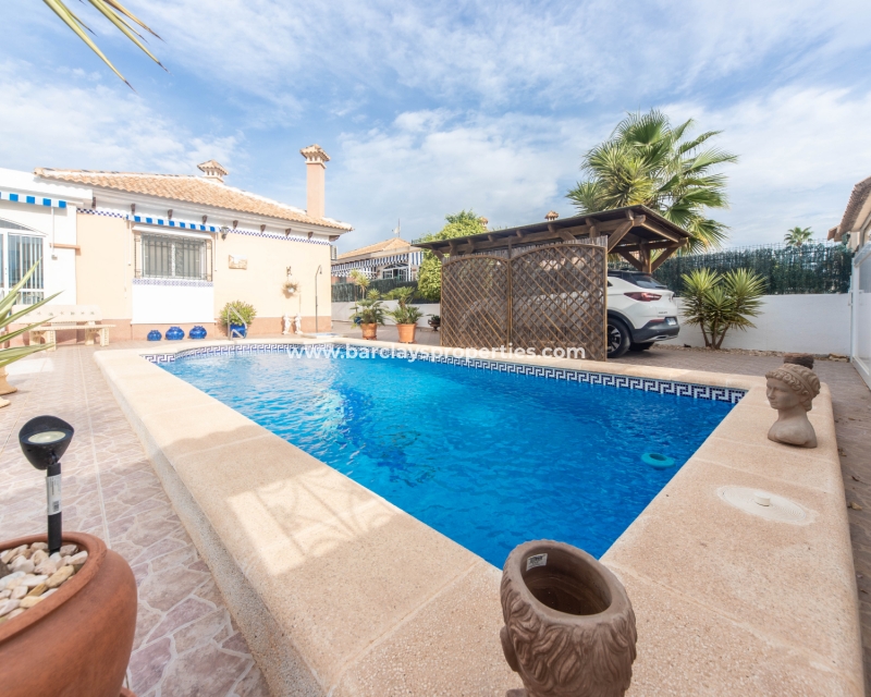 Wederverkoop - Vrijstaande Villa - Urb. La Marina