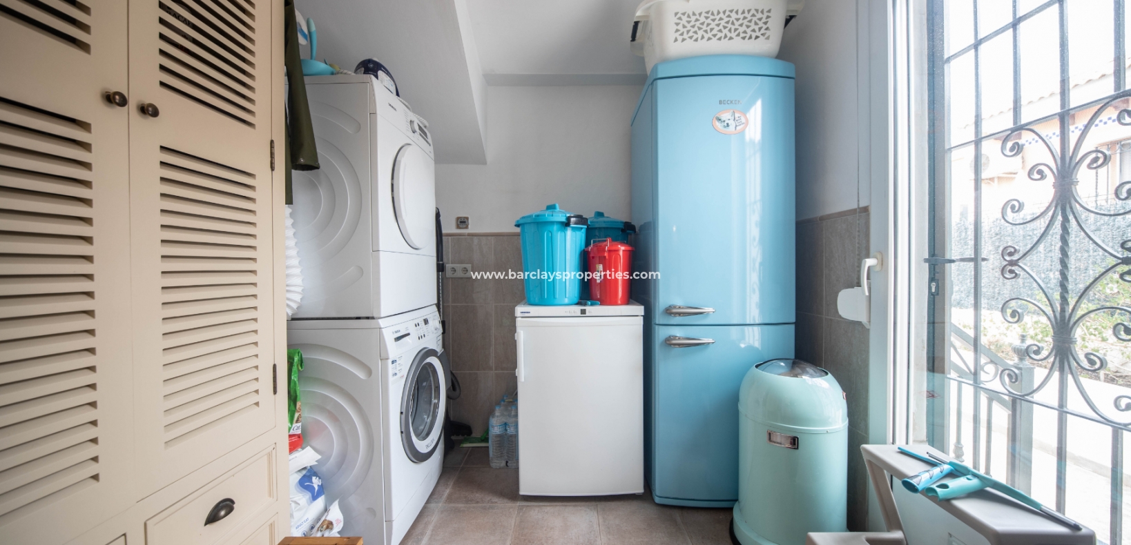 Wederverkoop - Vrijstaande Villa - Urb. La Marina