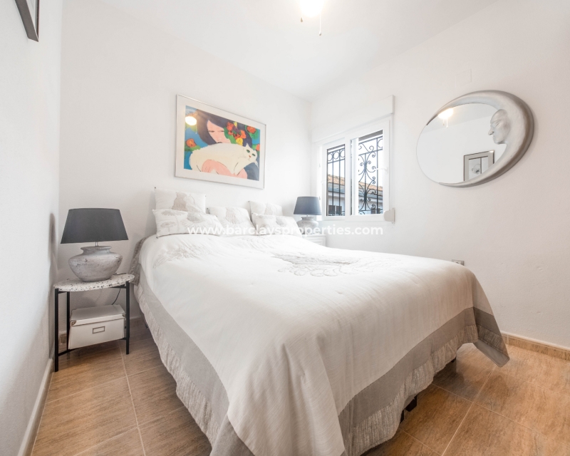 Wederverkoop - Vrijstaande Villa - Urb. La Marina