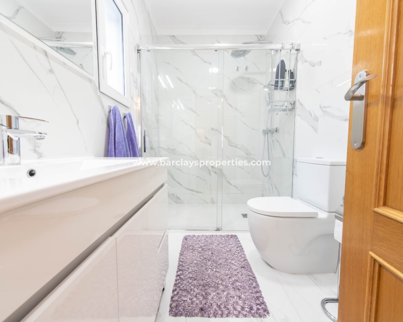 Wederverkoop - Vrijstaande Villa - Urb. La Marina