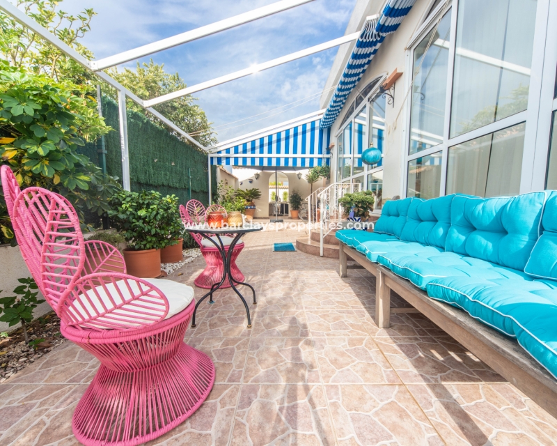 Wederverkoop - Vrijstaande Villa - Urb. La Marina