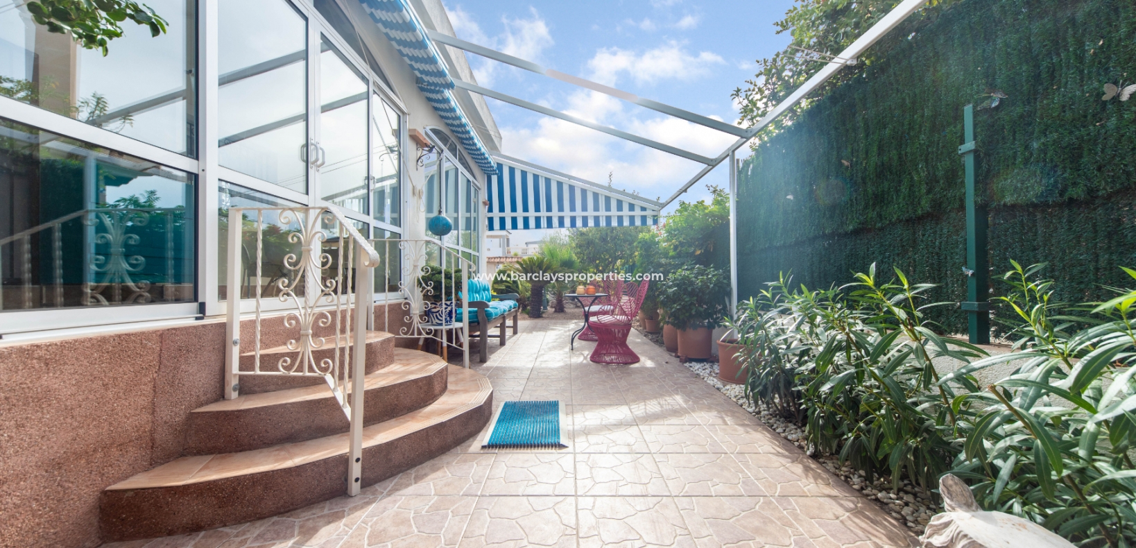 Wederverkoop - Vrijstaande Villa - Urb. La Marina