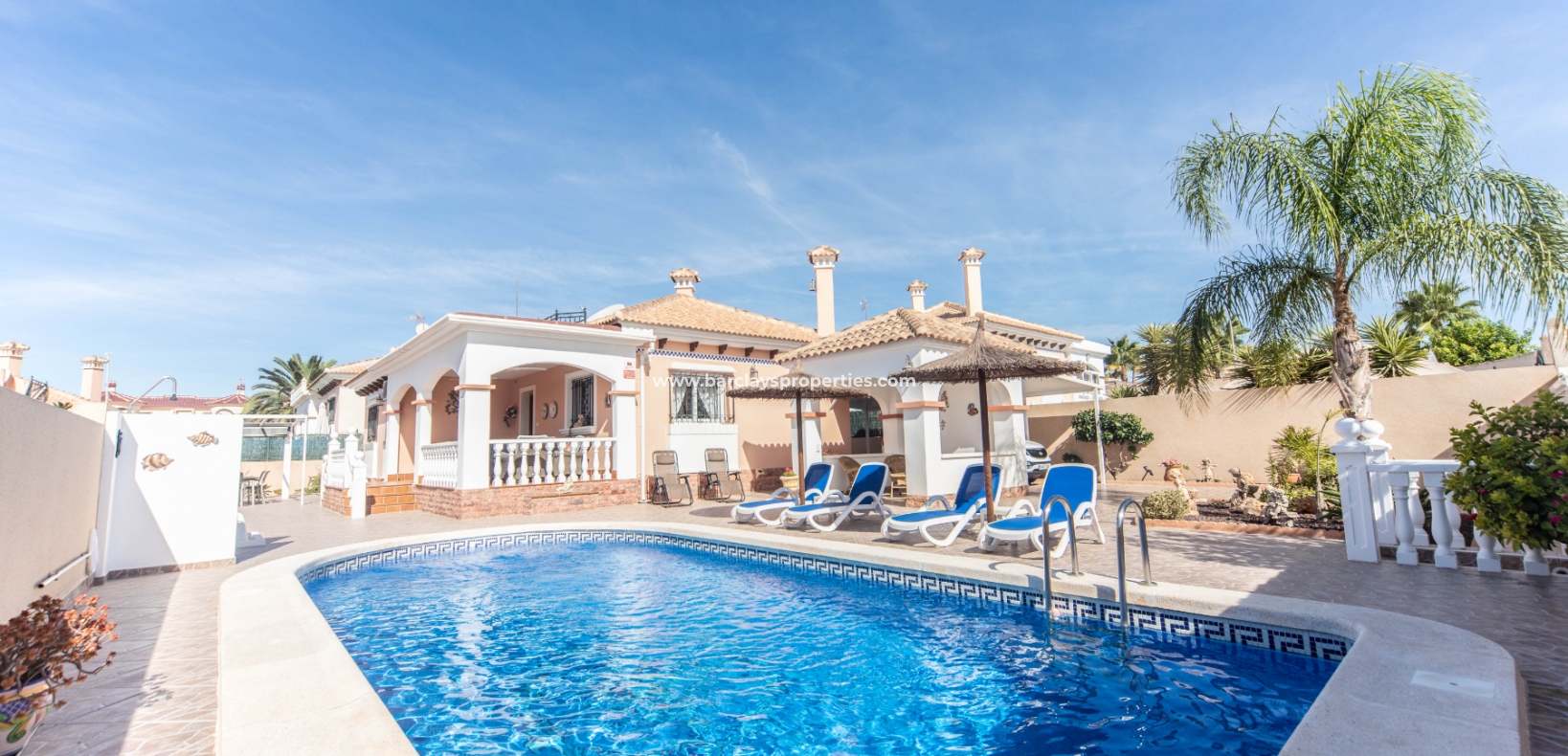 Wederverkoop - Vrijstaande Villa - Urb. La Marina