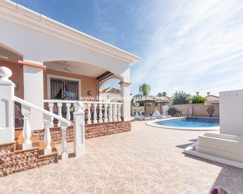 Wederverkoop - Vrijstaande Villa - Urb. La Marina