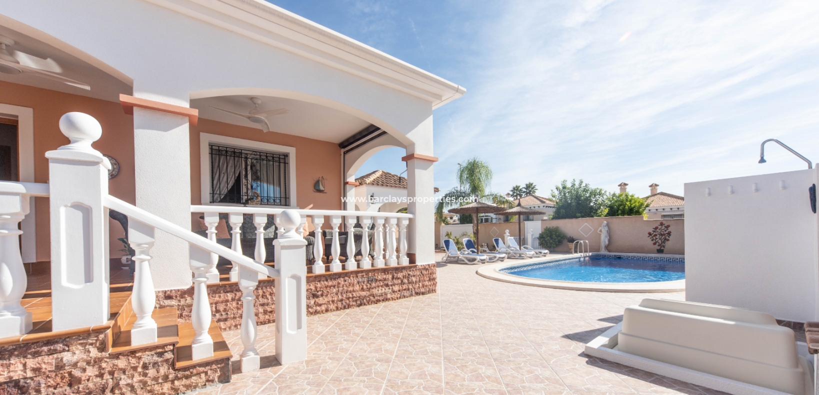 Wederverkoop - Vrijstaande Villa - Urb. La Marina