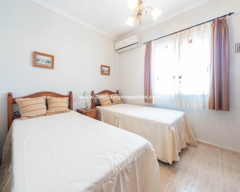 Wederverkoop - Vrijstaande Villa - Urb. La Marina