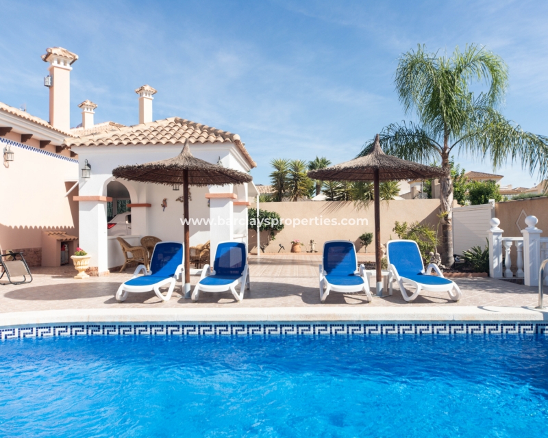 Wederverkoop - Vrijstaande Villa - Urb. La Marina