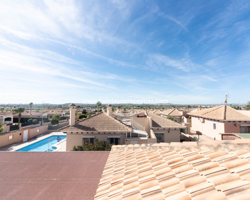 Wederverkoop - Vrijstaande Villa - Urb. La Marina