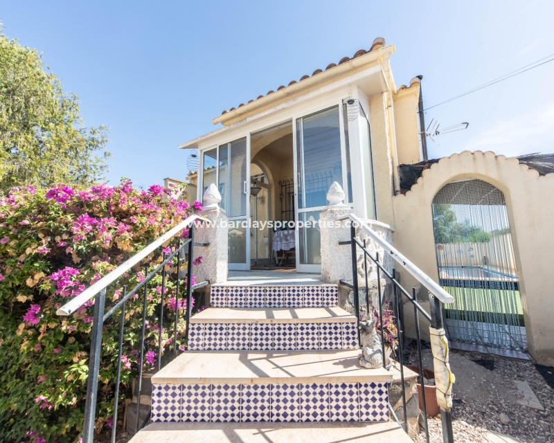 Wederverkoop - Vrijstaande Villa - Urb. La Marina