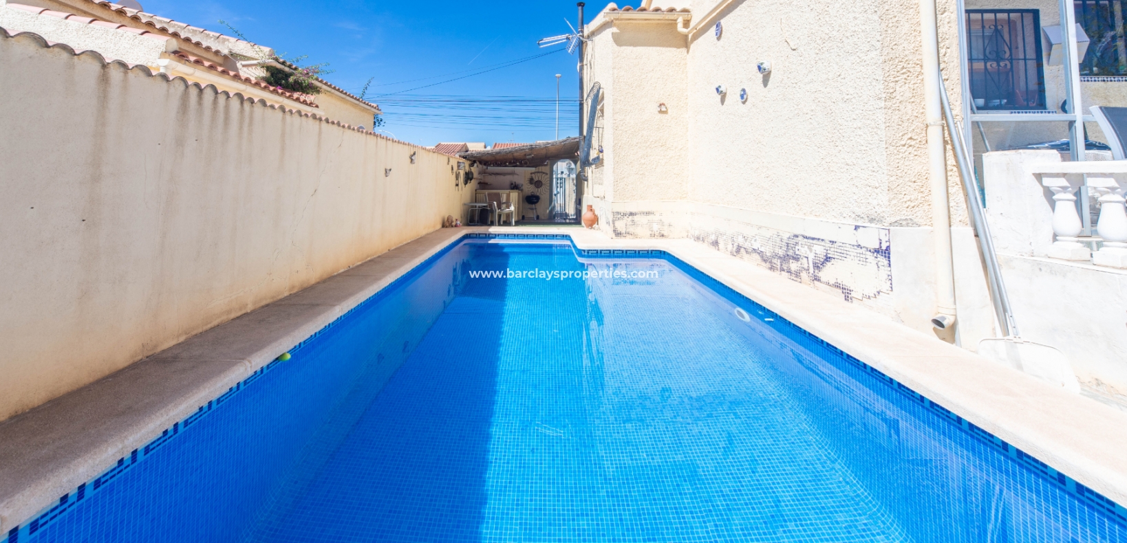 Wederverkoop - Vrijstaande Villa - Urb. La Marina