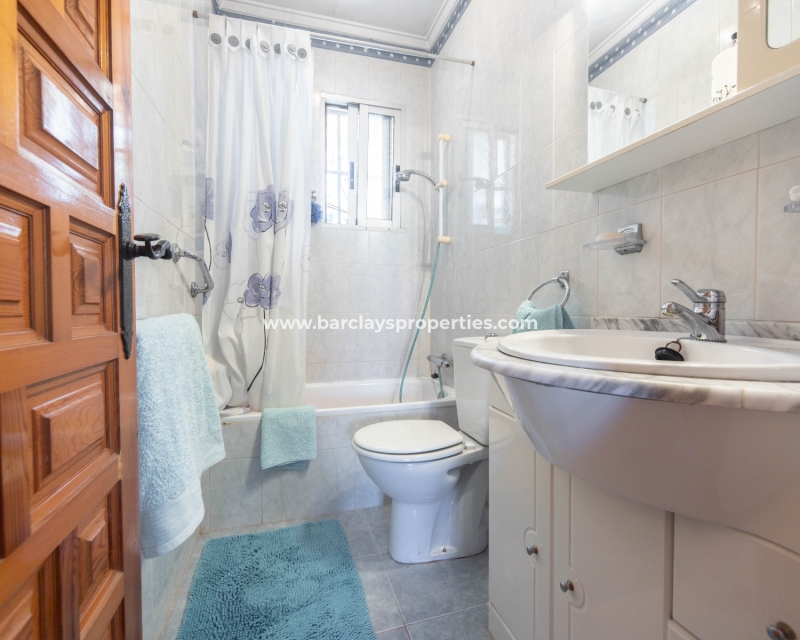 Wederverkoop - Vrijstaande Villa - Urb. La Marina