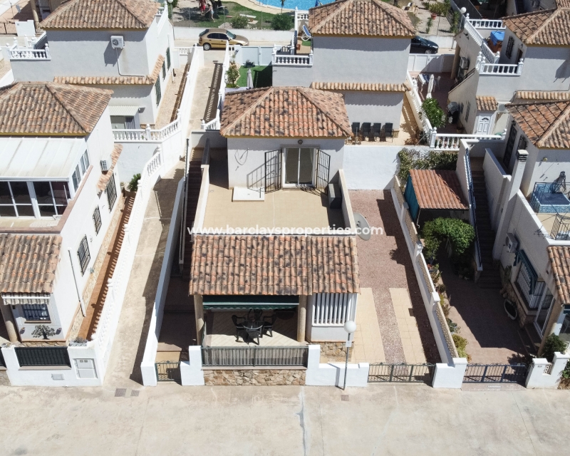 Wederverkoop - Vrijstaande Villa - Urb. La Marina