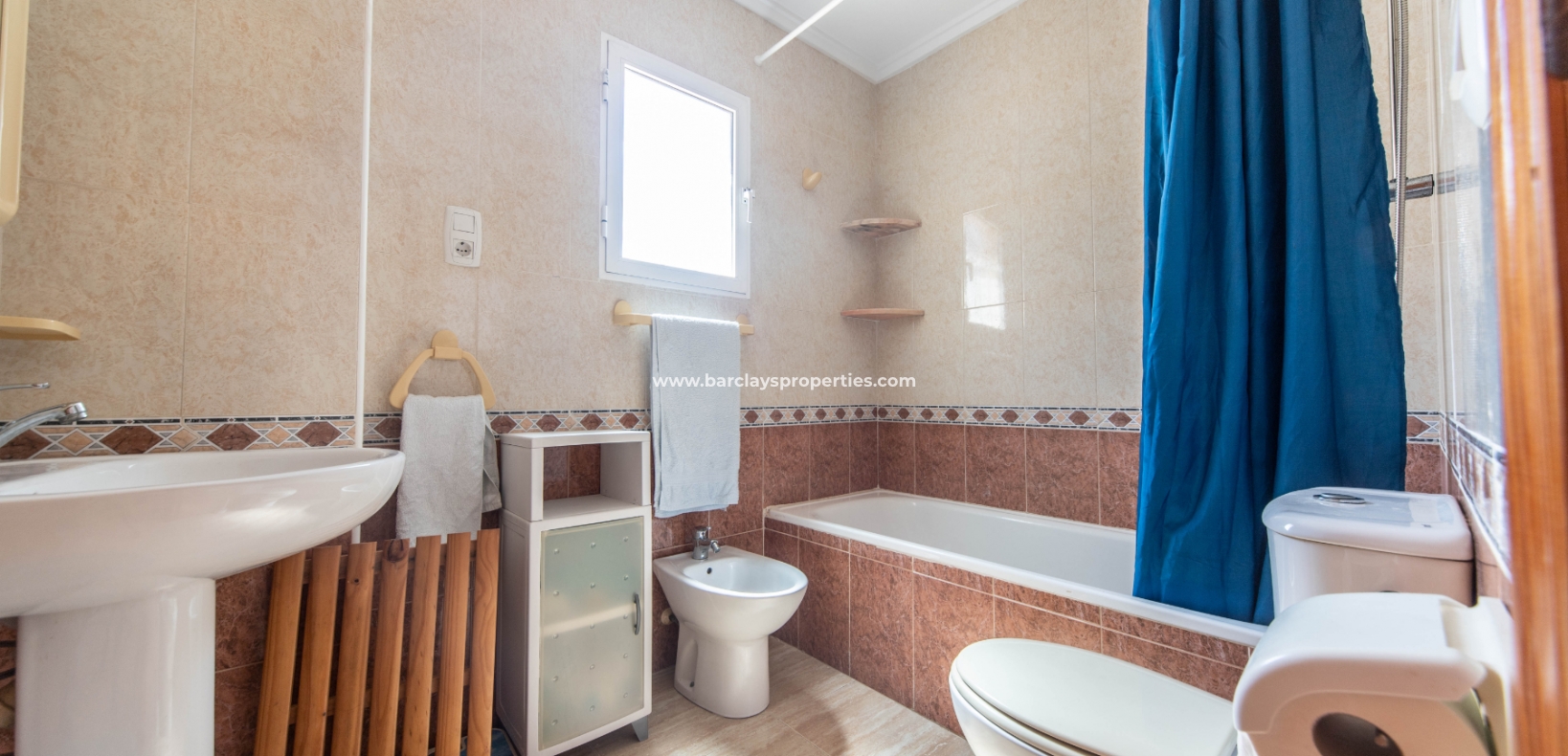 Wederverkoop - Vrijstaande Villa - Urb. La Marina