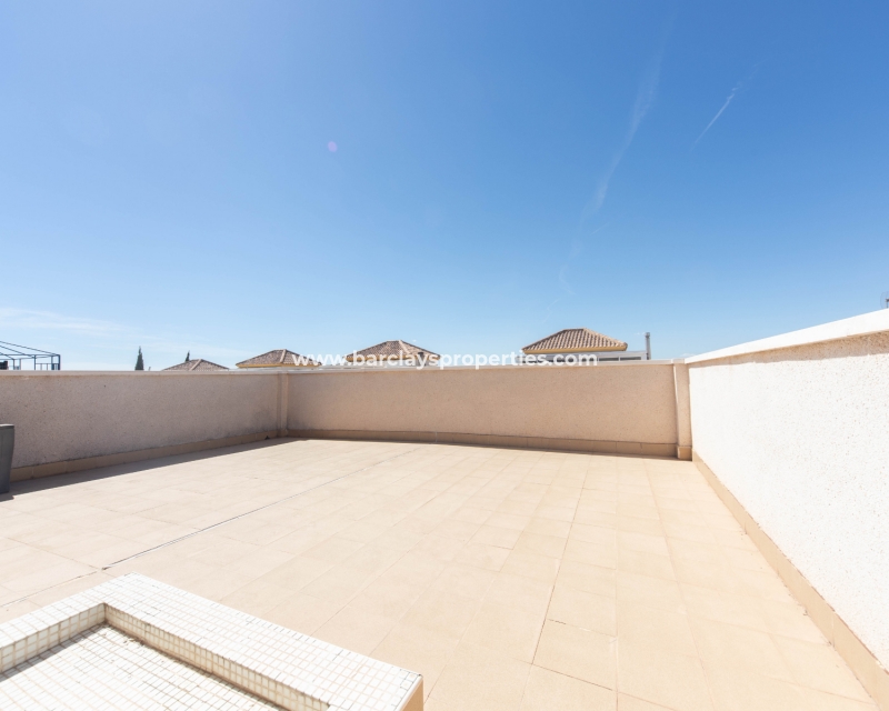 Wederverkoop - Vrijstaande Villa - Urb. La Marina