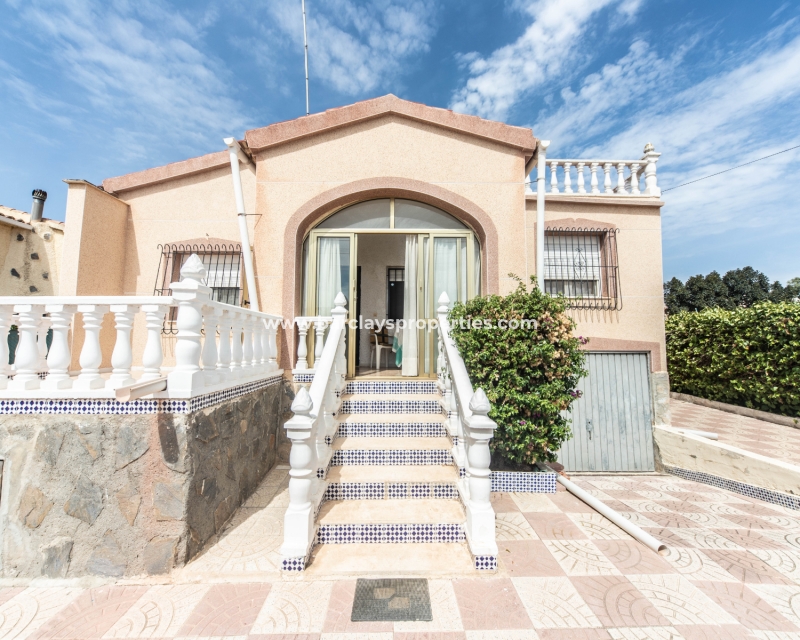 Wederverkoop - Vrijstaande Villa - Urb. La Marina