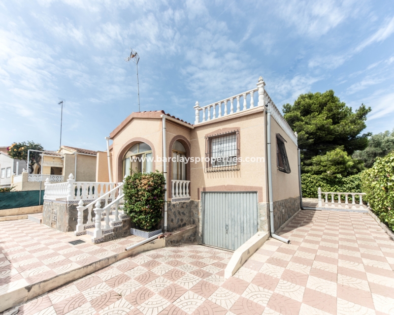 Wederverkoop - Vrijstaande Villa - Urb. La Marina