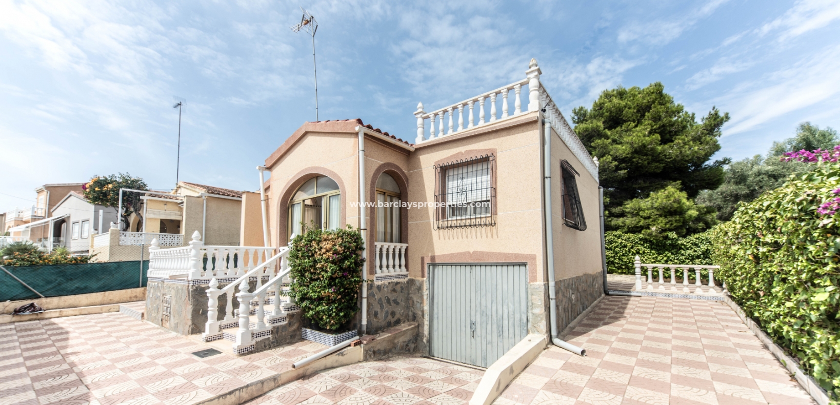 Wederverkoop - Vrijstaande Villa - Urb. La Marina