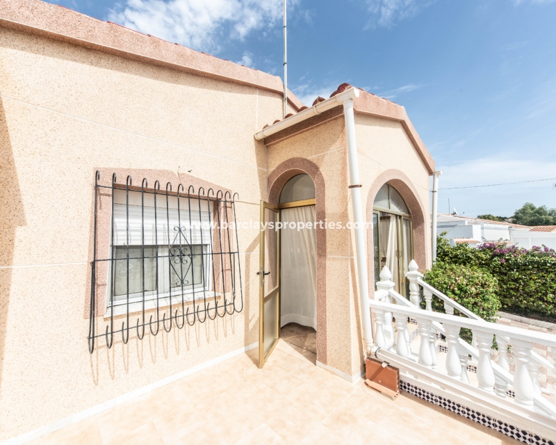 Wederverkoop - Vrijstaande Villa - Urb. La Marina