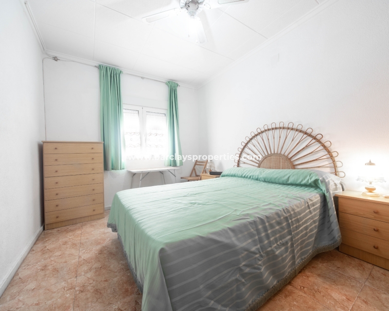 Wederverkoop - Vrijstaande Villa - Urb. La Marina