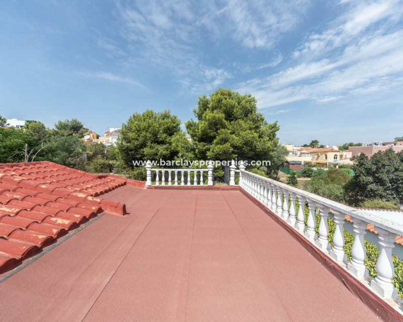 Wederverkoop - Vrijstaande Villa - Urb. La Marina