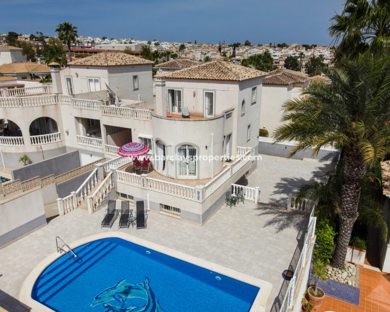 Wederverkoop - Vrijstaande Villa - Urb. La Marina