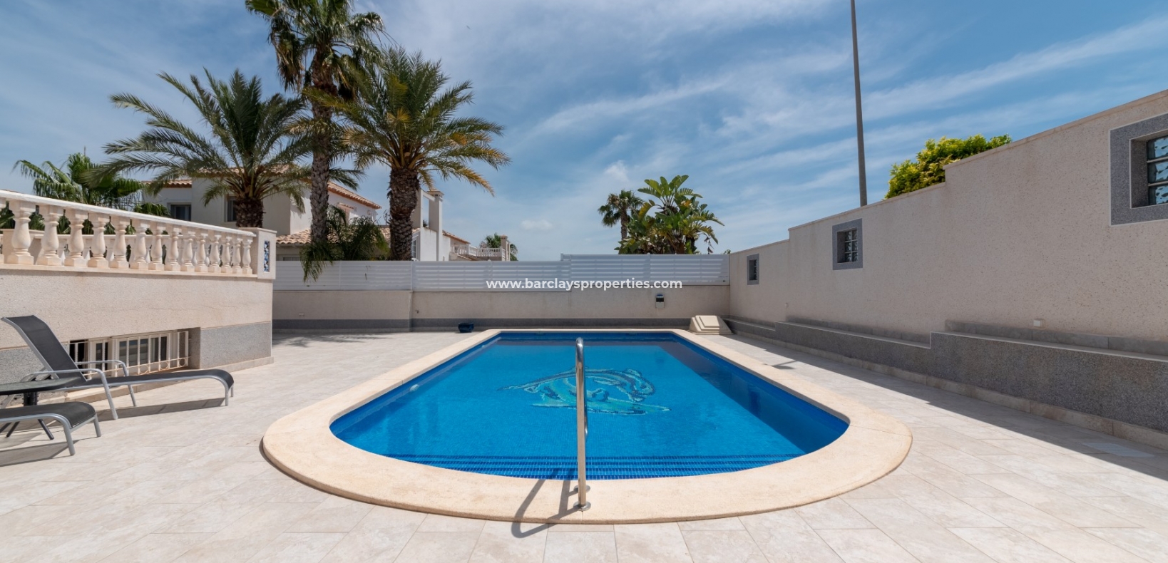 Wederverkoop - Vrijstaande Villa - Urb. La Marina