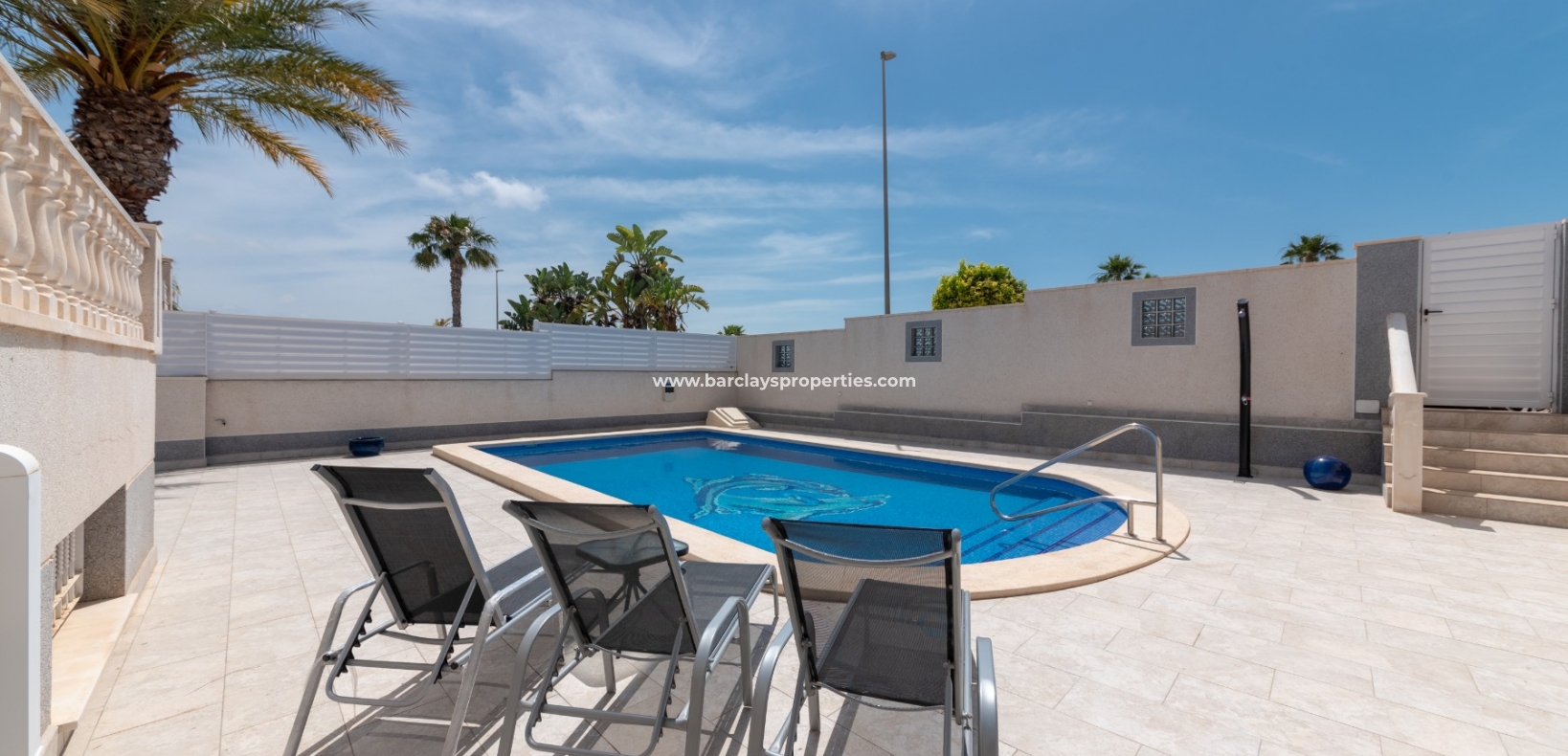 Wederverkoop - Vrijstaande Villa - Urb. La Marina