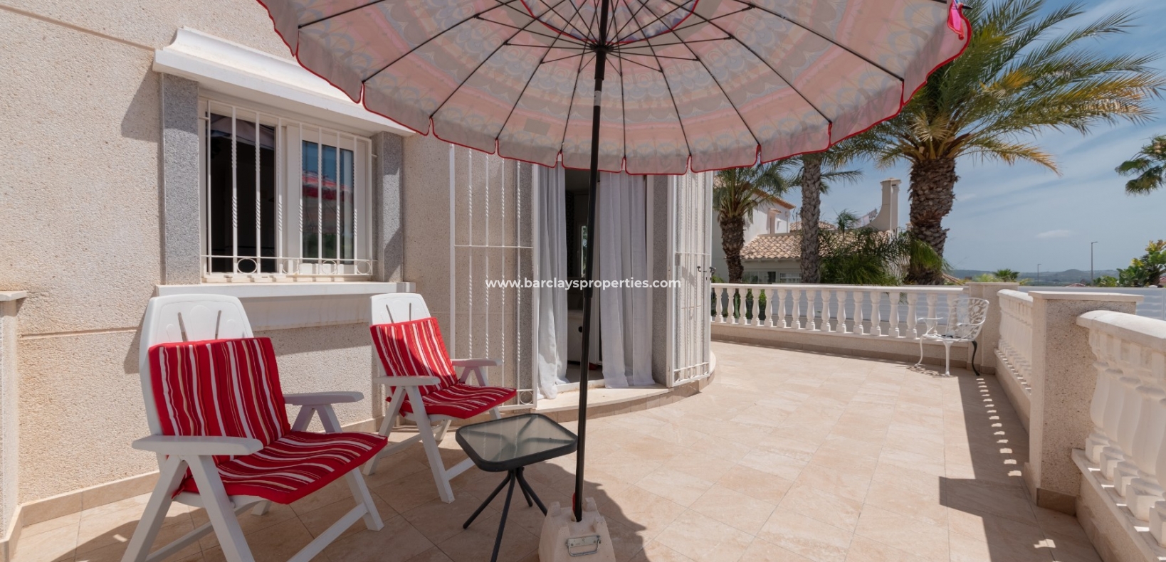 Wederverkoop - Vrijstaande Villa - Urb. La Marina