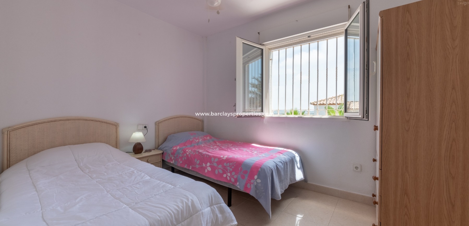 Wederverkoop - Vrijstaande Villa - Urb. La Marina