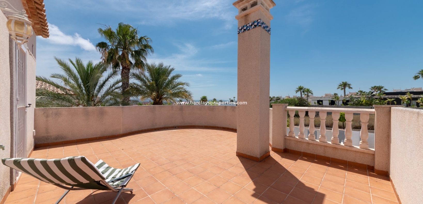 Wederverkoop - Vrijstaande Villa - Urb. La Marina