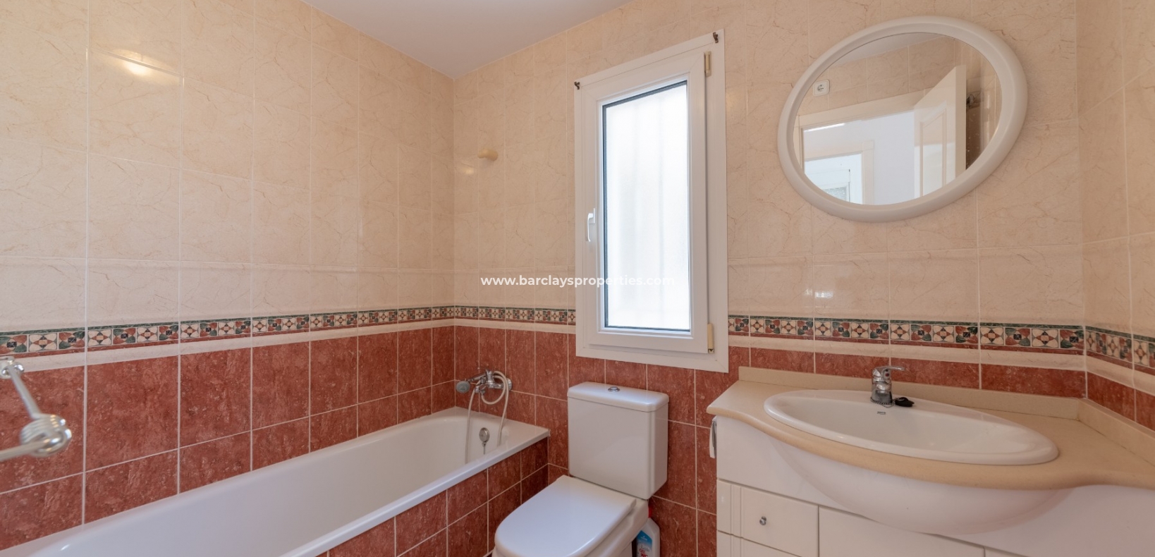 Wederverkoop - Vrijstaande Villa - Urb. La Marina