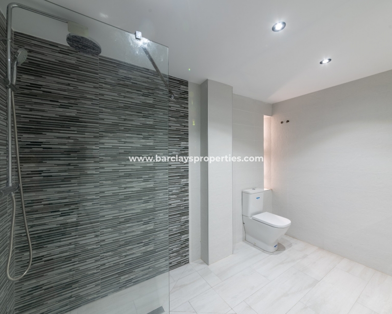 Wederverkoop - Vrijstaande Villa - Urb. La Marina