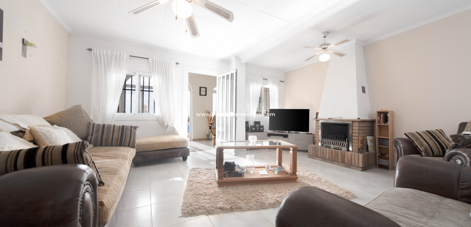 Wederverkoop - Vrijstaande Villa - Urb. La Marina