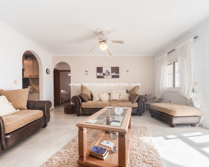 Wederverkoop - Vrijstaande Villa - Urb. La Marina