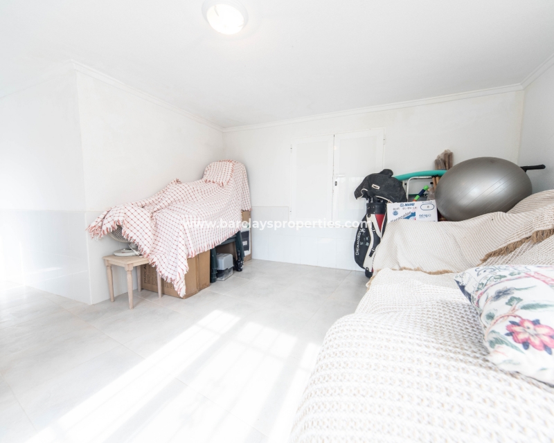 Wederverkoop - Vrijstaande Villa - Urb. La Marina