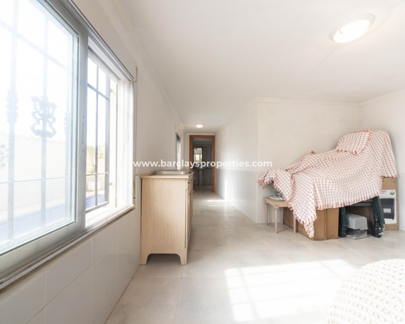 Wederverkoop - Vrijstaande Villa - Urb. La Marina