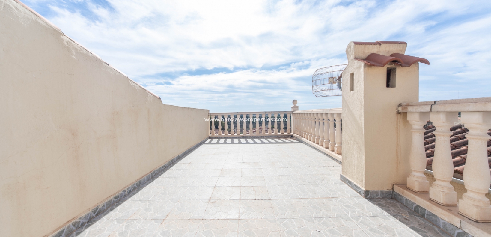 Wederverkoop - Vrijstaande Villa - Urb. La Marina